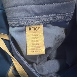 Small petite figs joggers